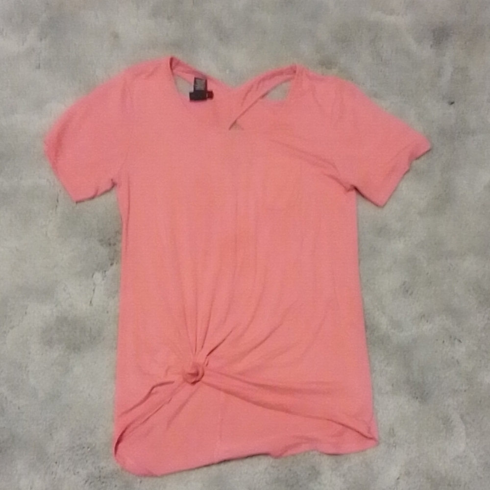 Women's Rue 21 top